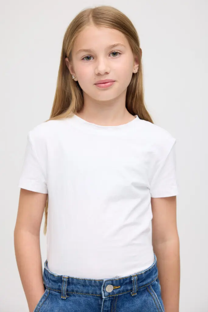 0924 LESSMODELS Ellie 1134